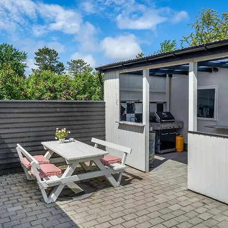 度假居 Gorgeous In Sjaellands Odde With Kitchen Yderby