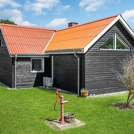 Stunning In Sjaellands Odde 度假居 *