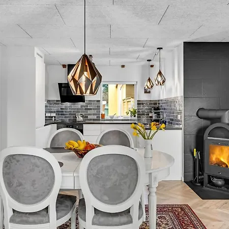 Stunning In Sjaellands Odde 度假居 *