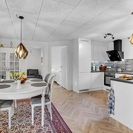 Stunning In Sjaellands Odde * Yderby