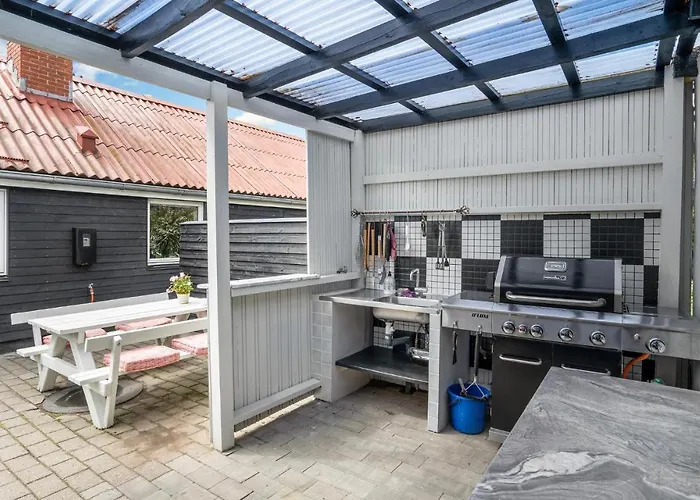 Stunning In Sjaellands Odde Yderby